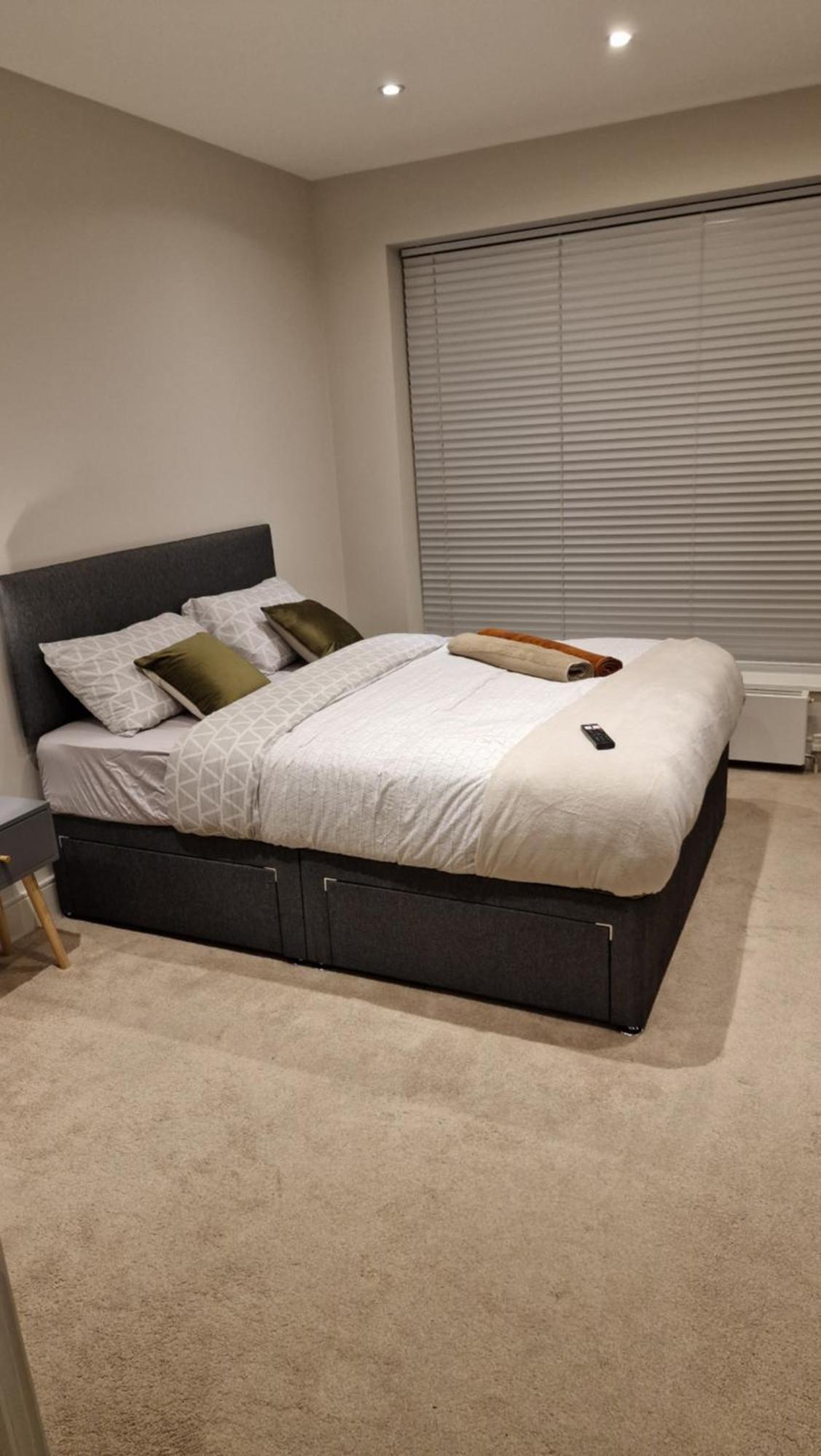 London City Apartment Ealing Dış mekan fotoğraf
